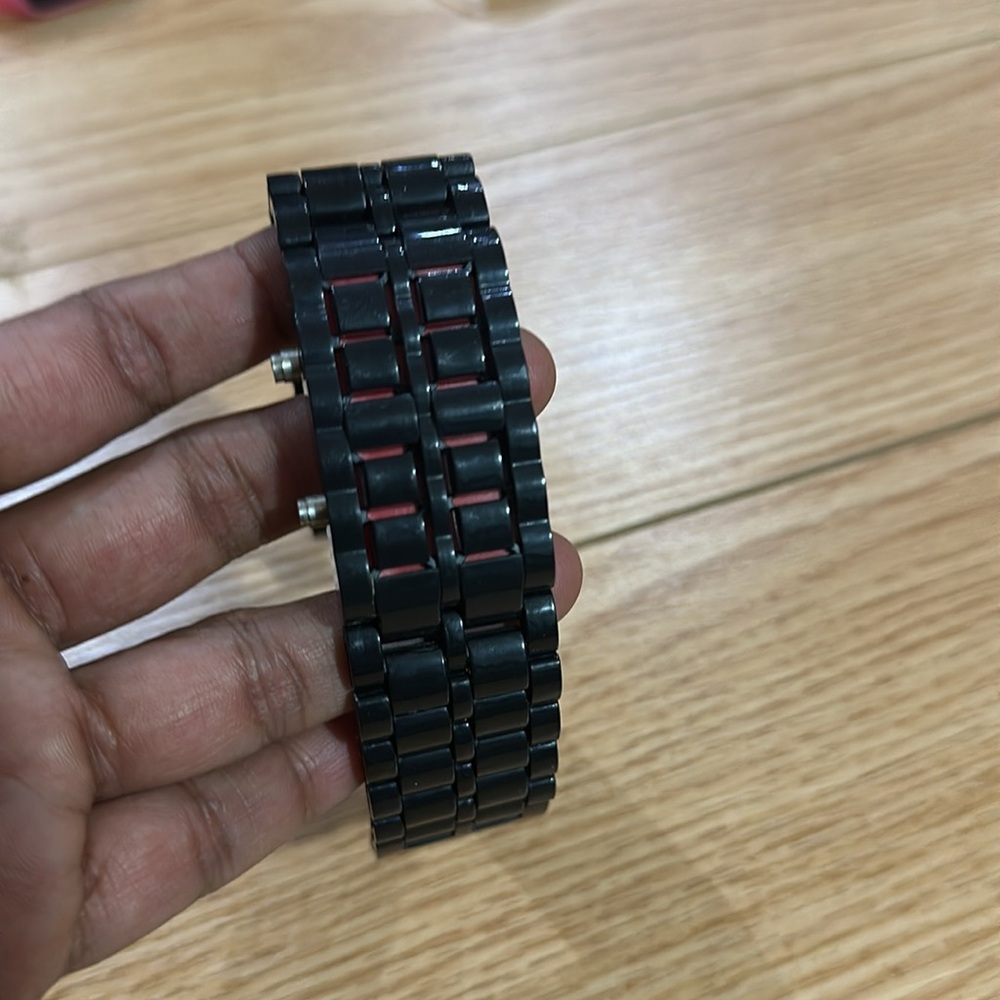 Colorful watches Tracker Bands Collection - Picture 5 of 8